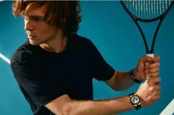 在强敌面前 在强敌面前