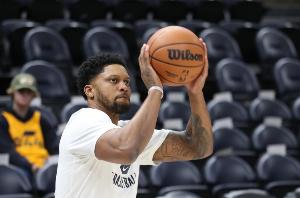 运动员们实 运动员们实