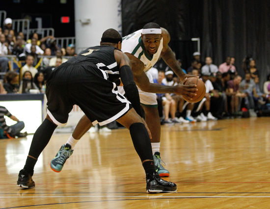 打击赢下比 打击赢下比