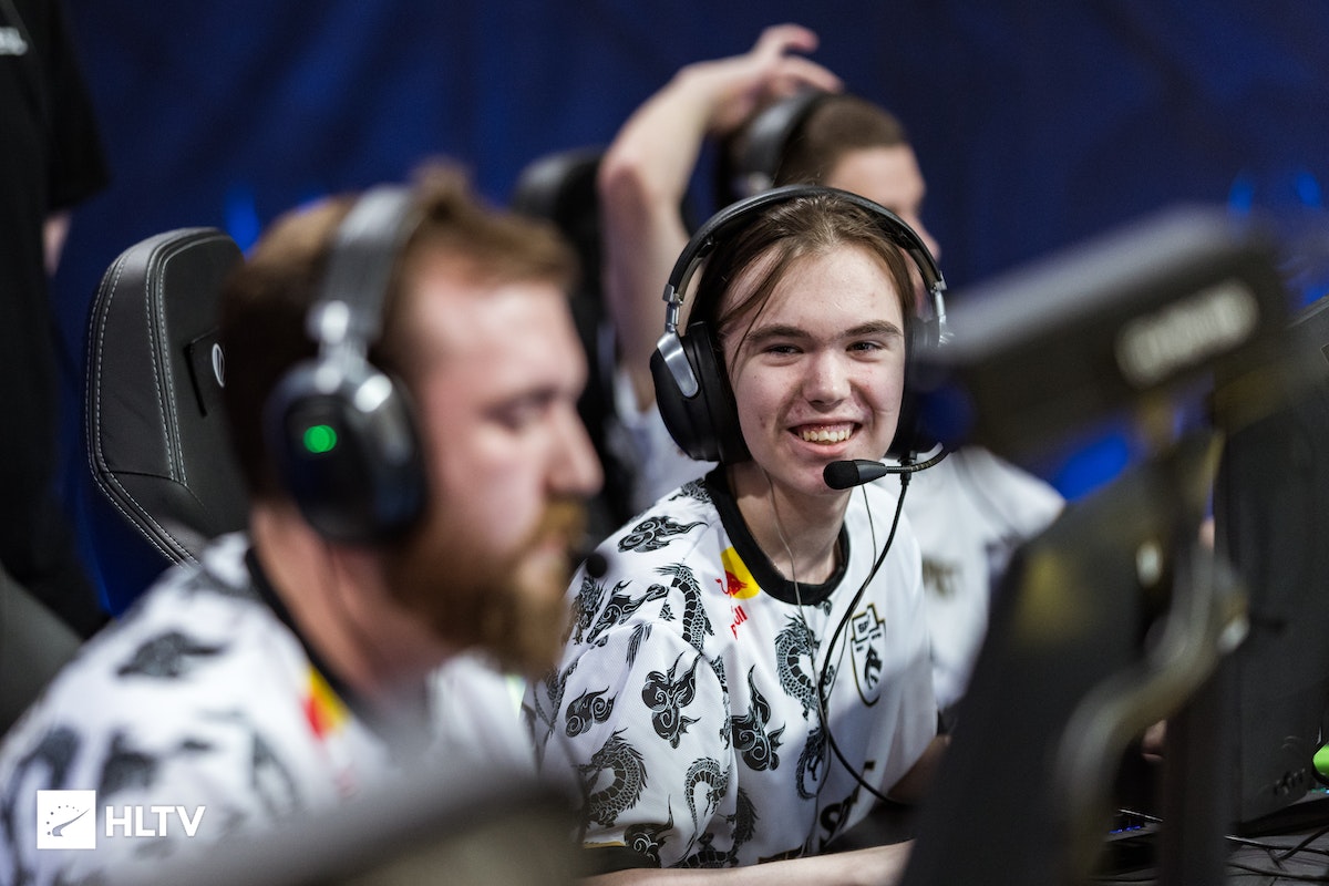 她放弃英国 她放弃英国