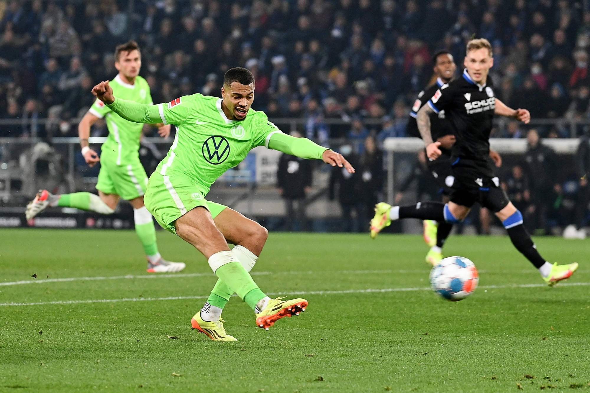 影響力不容 影響力不容